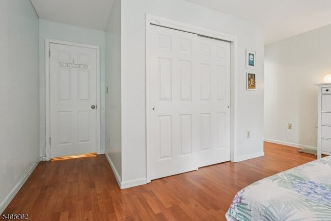 Building Photo - 10 De Palma Ct