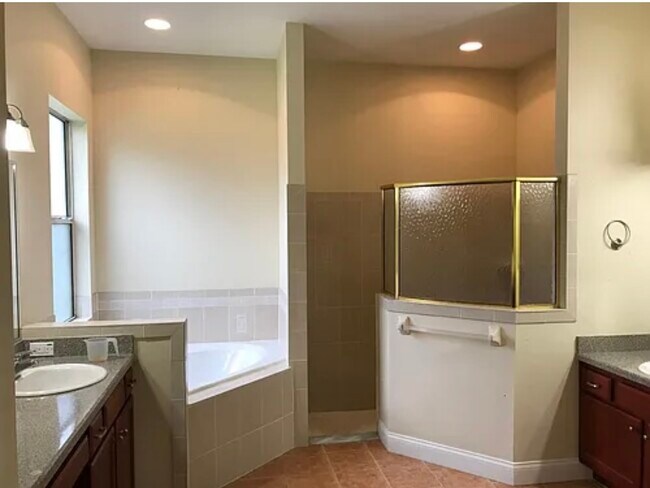 Building Photo - 3269 Hawks Ridge Dr