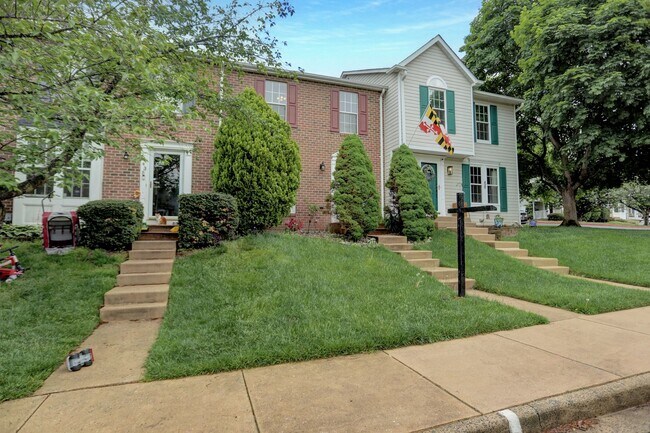 Building Photo - Charming 3-Bedroom Townhome for Rent in Ab...