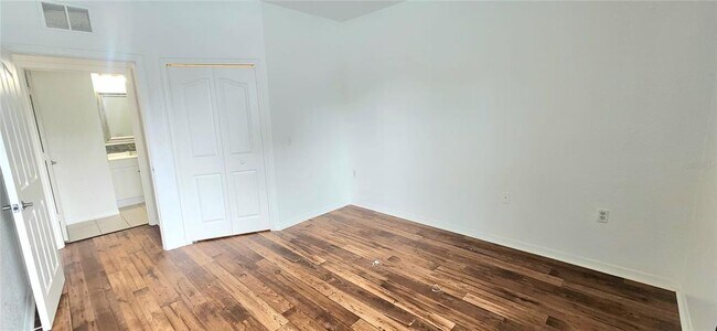 Building Photo - 6171 Metrowest Blvd