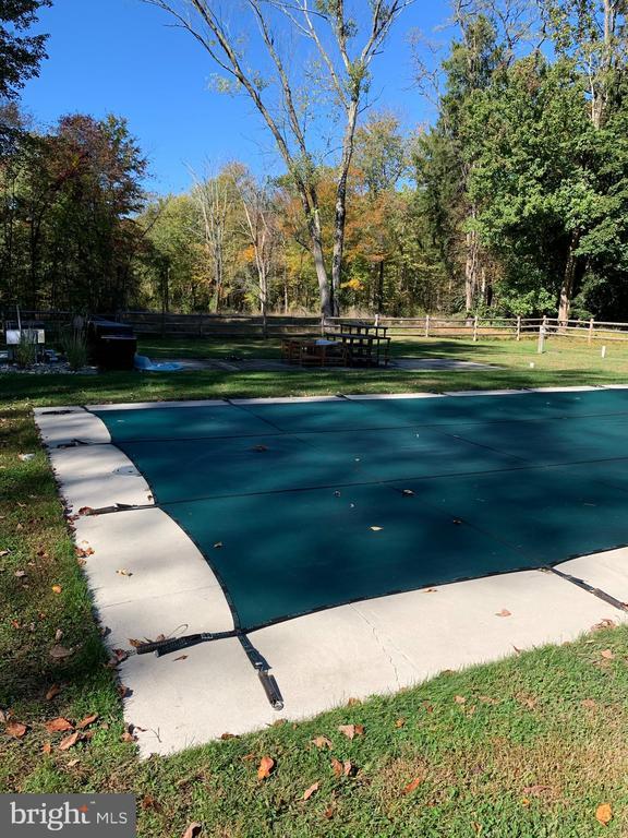 Building Photo - 170 Old Georgetown Rd