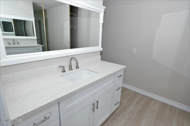 Building Photo - 89 Los Vientos Dr