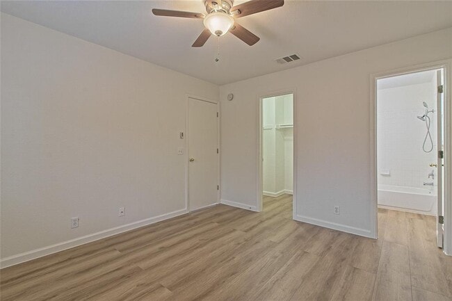 Building Photo - 313 Avalanche Ave