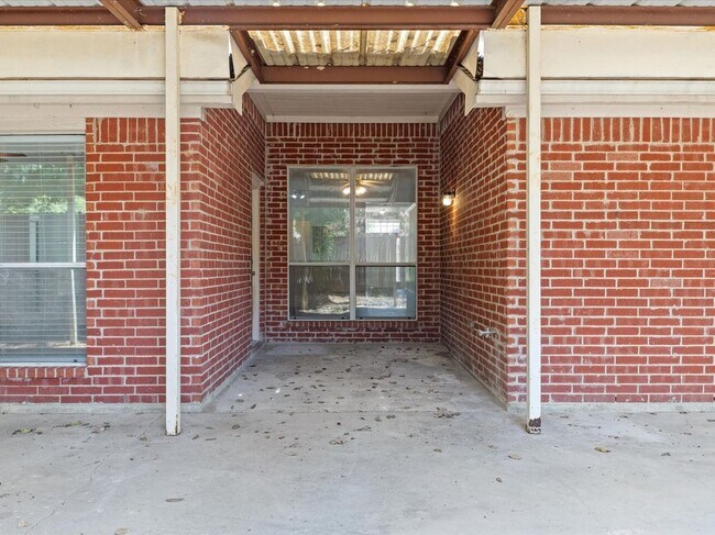 Building Photo - 5705 Frio Dr