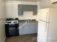 Building Photo - 211 W Hadley St