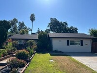 Building Photo - NICE 3 BEDROOM HOME IN ROSEVILLE!