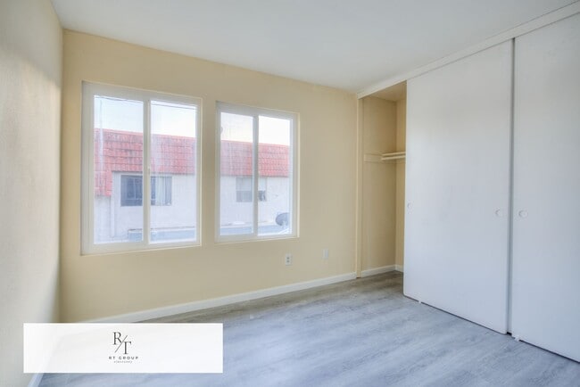 Building Photo - Refined Living with a Newly Remodeled 2 Bedroom 1 Bathroom 2 Story Duplex Residence