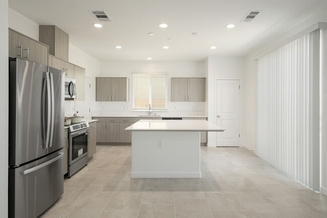 Building Photo - 2966 E Tierra Dr
