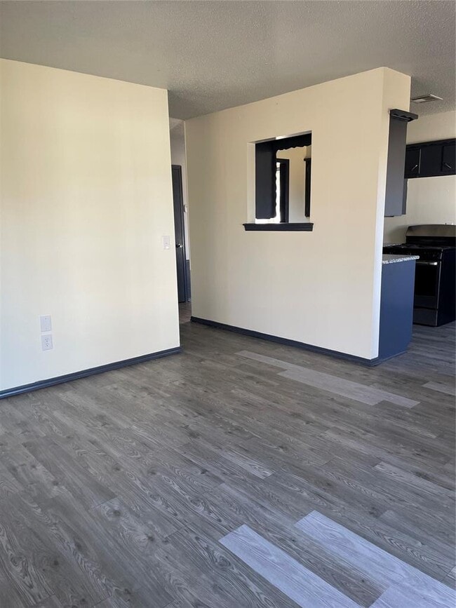 Building Photo - 205 NW 85th St