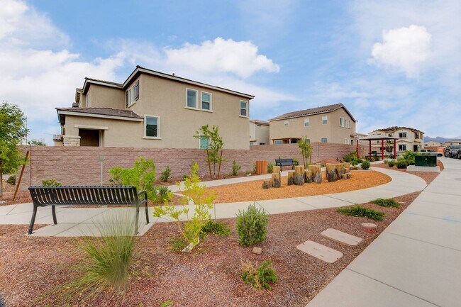 Building Photo - Stylish 3-Bedroom Home with Upgraded Kitch...