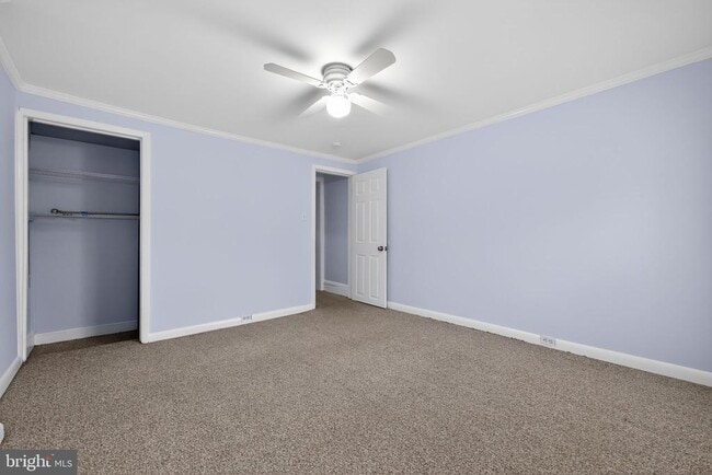 Building Photo - 354 E 6th Ave