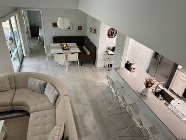 Building Photo - 3355 Timberwood Cir
