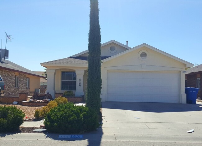 Building Photo - Pebble Hills and Loop 375 Area