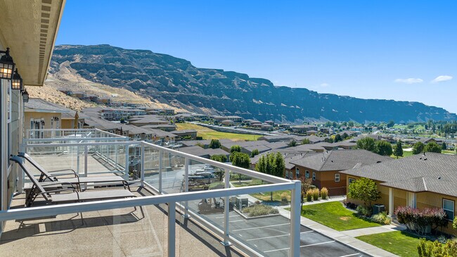Building Photo - 23251 Sunserra Loop NW