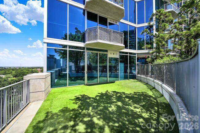 Building Photo - 210 N Church St