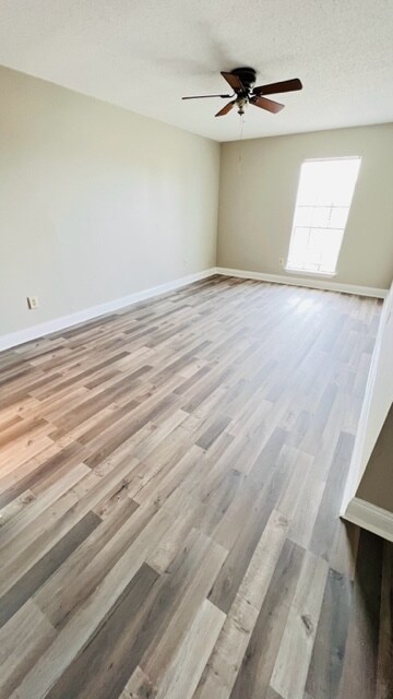 Building Photo - 1432 Spanish Oaks Dr