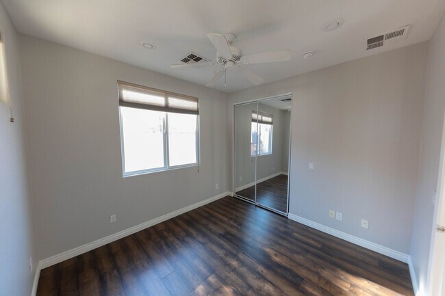 Building Photo - Charming 4 bed, 2 bath home in Chandler!