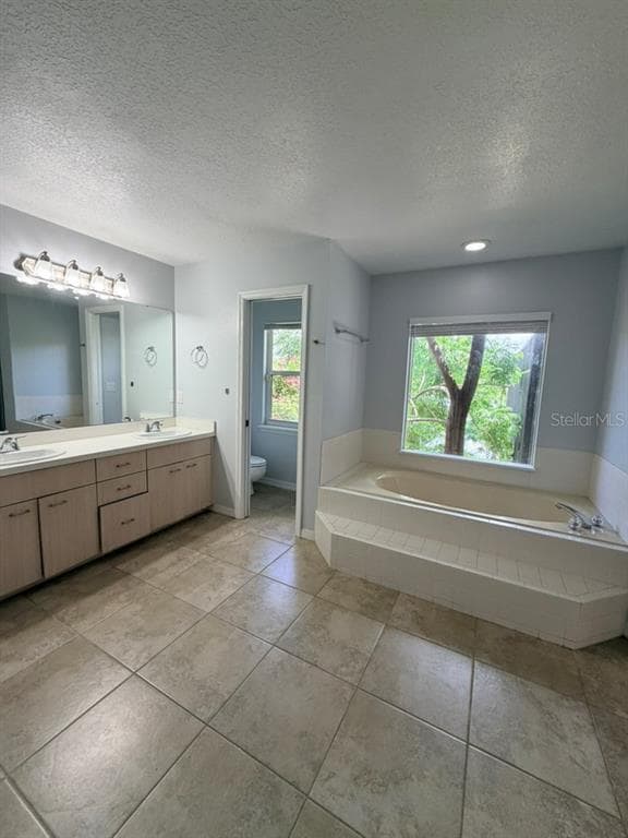 Building Photo - 1207 Almond Tree Ct