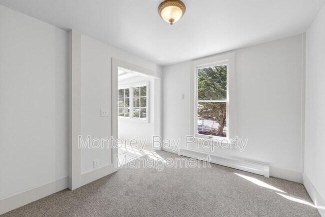 Building Photo - 225 Central Ave