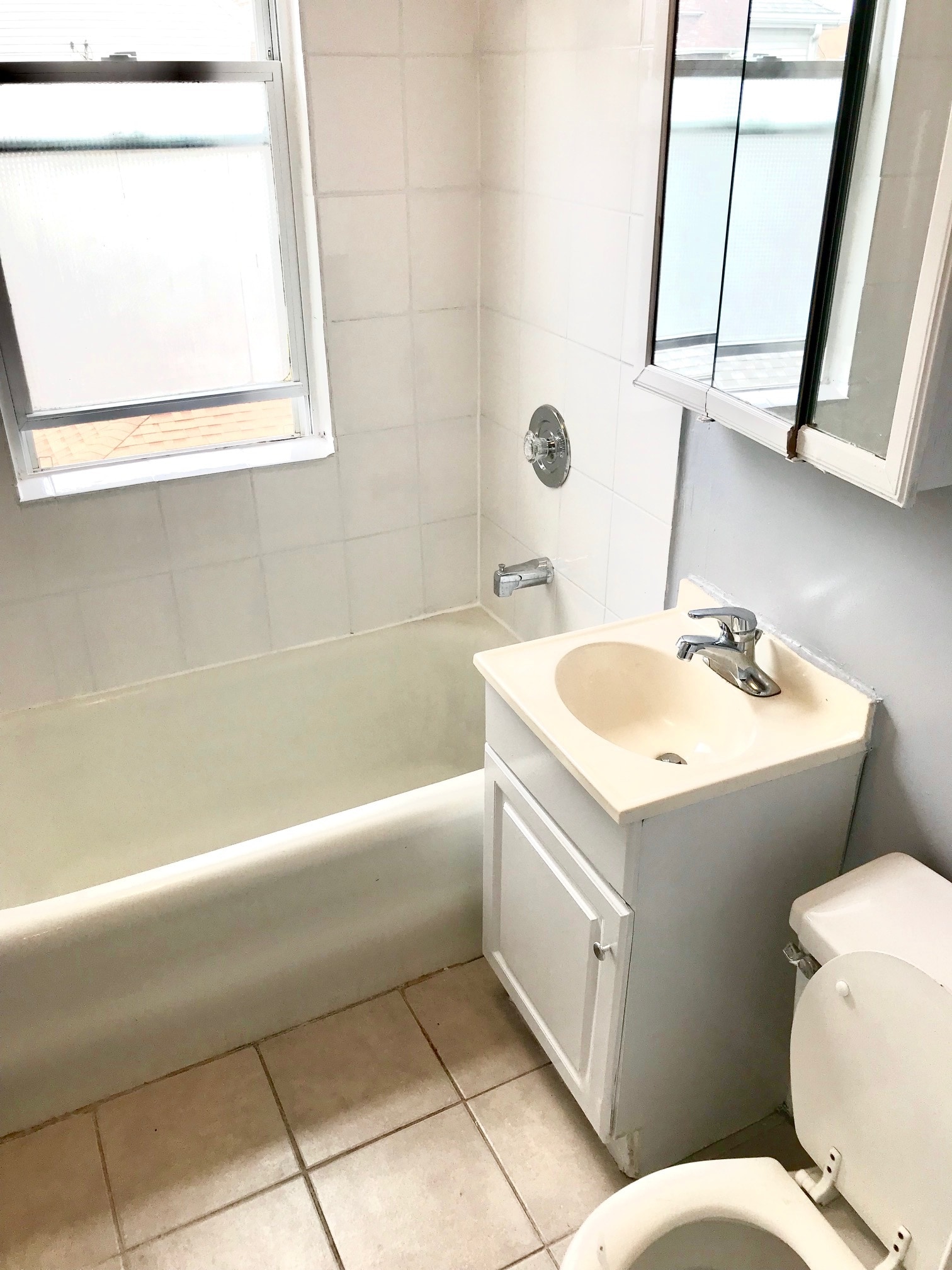 Building Photo - 3938 S Talman Ave