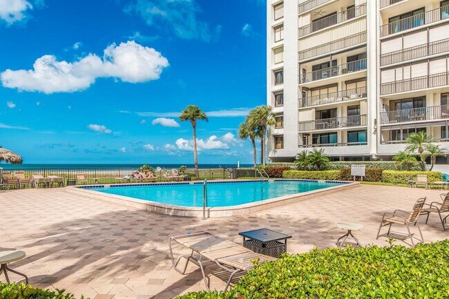 Building Photo - 1460 Gulf Blvd