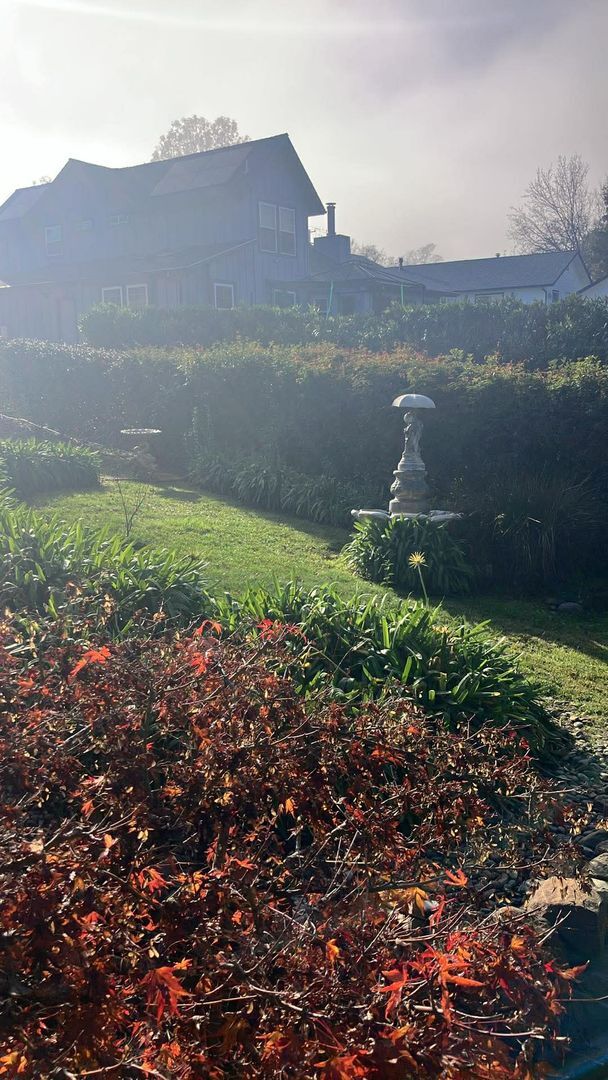 Building Photo - 503 Hillcrest Ave