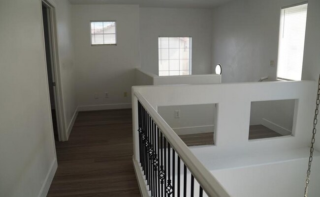 Building Photo - 7353 Catmint St