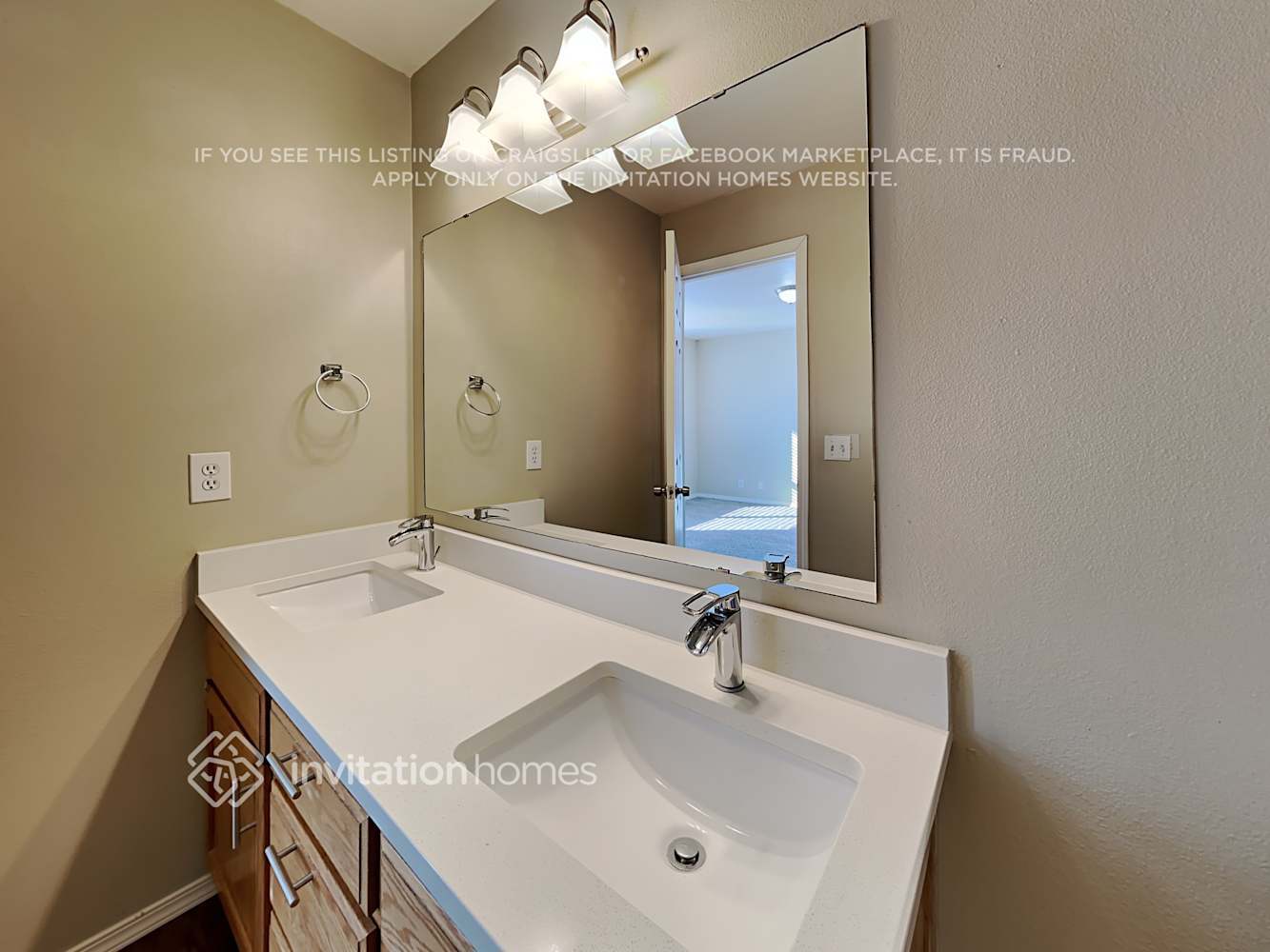 Building Photo - 1103 Boatman Ave NW