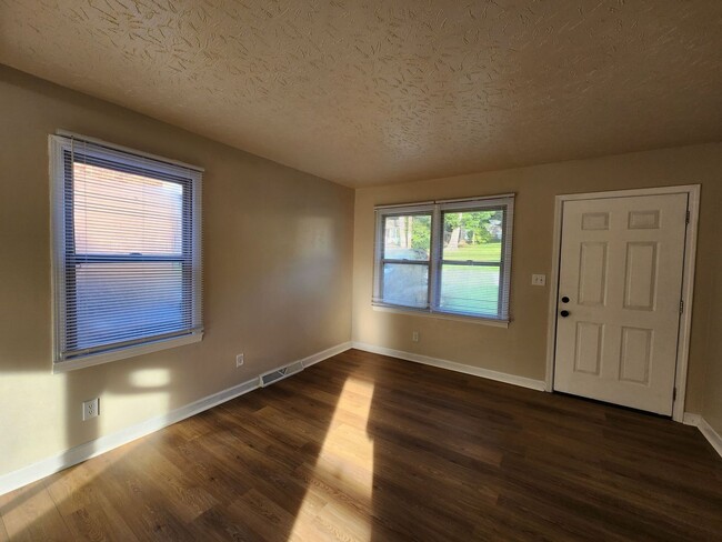 Interior Photo - Raeford Ave Apartments