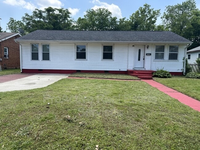 Primary Photo - 905 Tifton St