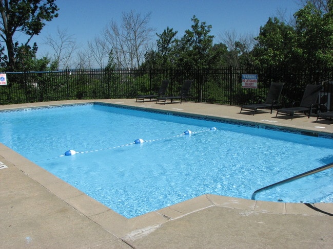 Building Photo - Vista Pointe Apartments