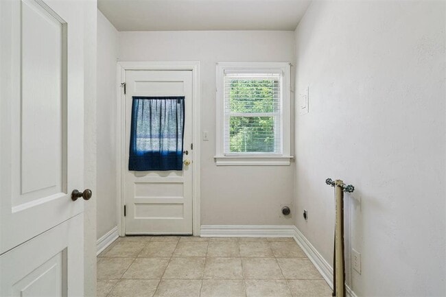 Building Photo - 1729 NW 63rd St