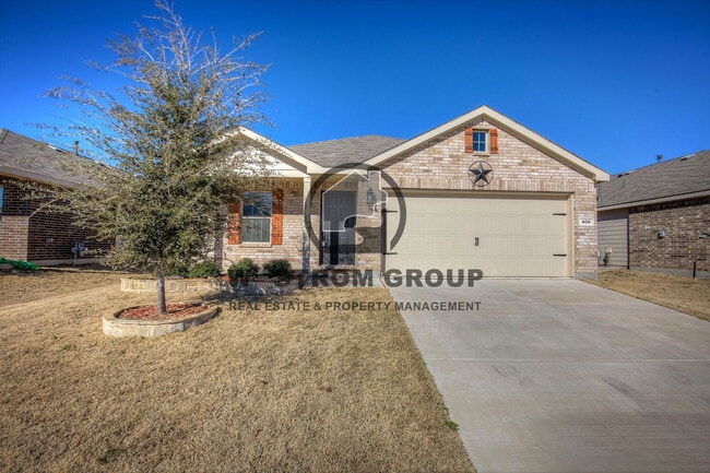 Building Photo - 404 Falling Star Dr