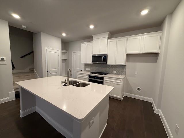 Building Photo - 313 Blackthorne Dr