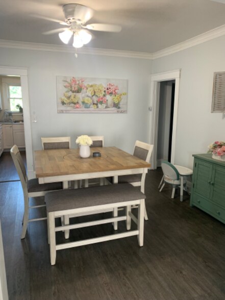 Building Photo - 1655 Waterbury Rd