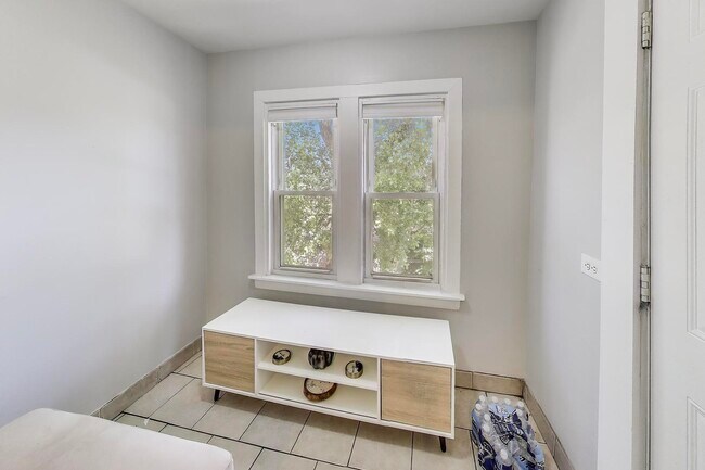 Building Photo - 5169 S Michigan Ave