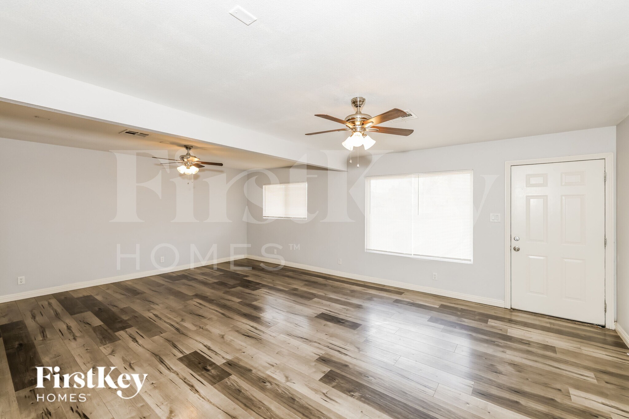 Building Photo - 2012 Bennett St