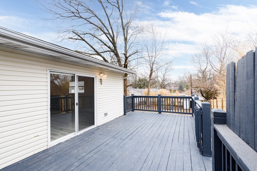 Building Photo - 35 Alpha Dr