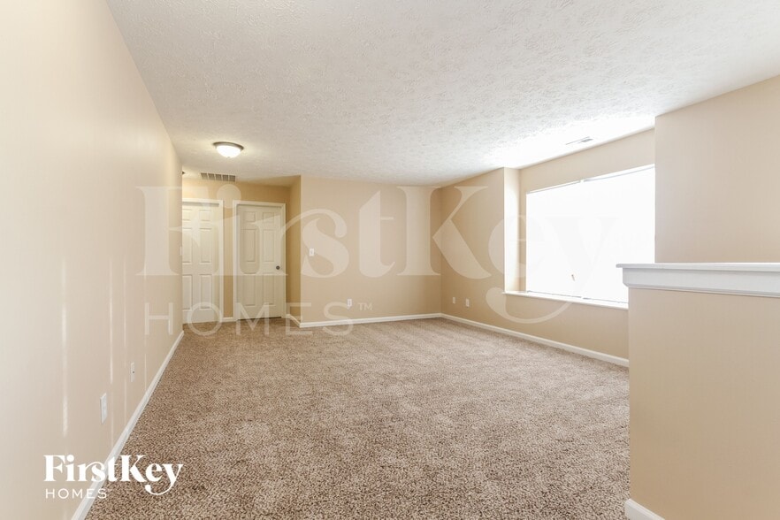 Building Photo - 2243 Tanya Dr