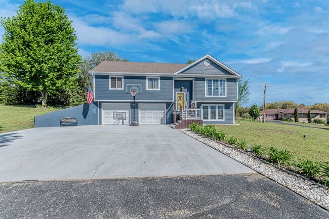 Building Photo - Please View 3D Virtual Walk-Through Before Scheduling a Showing