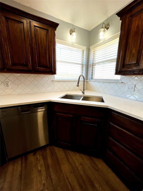 Building Photo - 537 Meadowcrest Dr