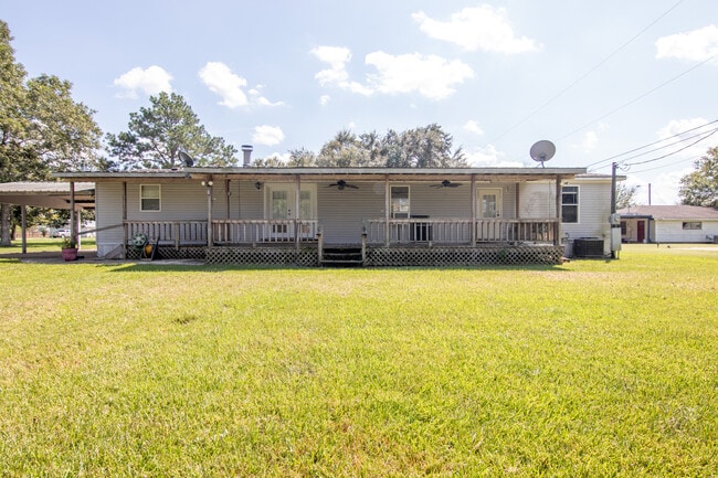 Building Photo - 1520 Linzay St