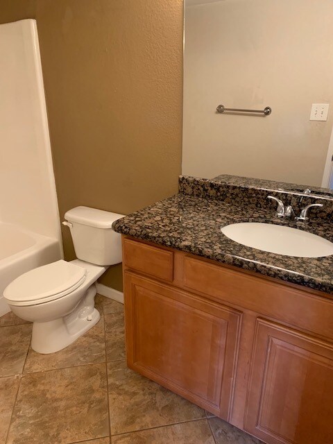 Building Photo - 5877 N Granite Reef Rd