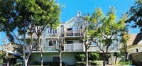 Building Photo - 1566 Pine Ave