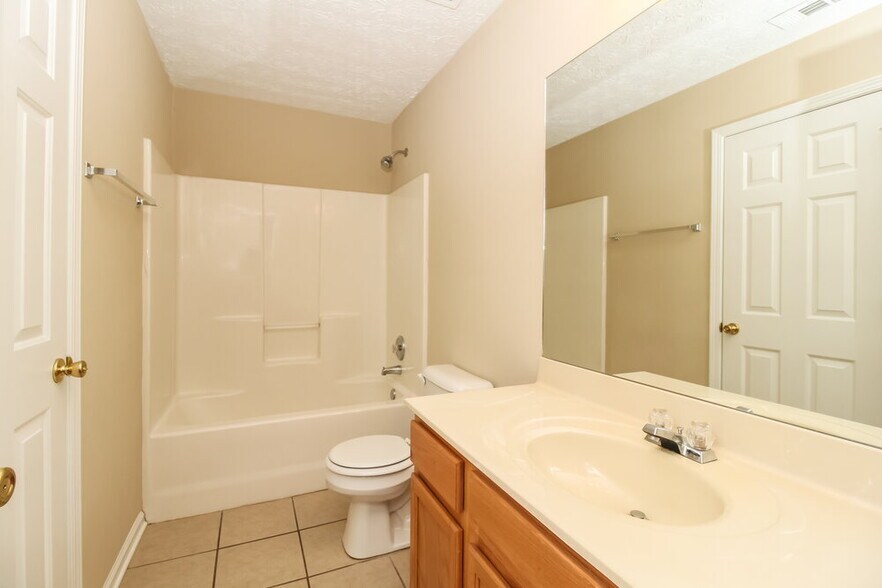 Building Photo - 134 Ilex Dr