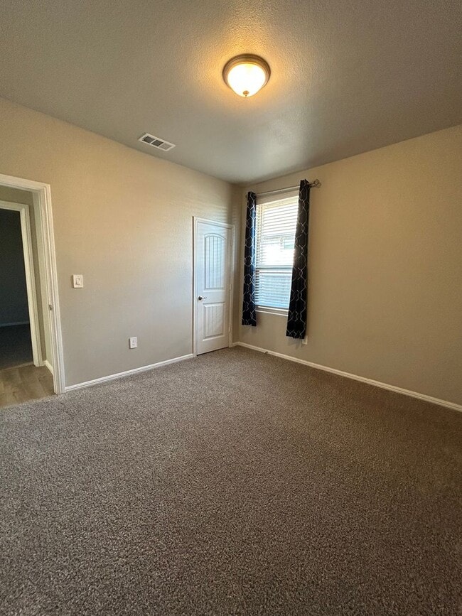 Building Photo - COMING SOON!!  Beautiful 5 Bedroom Home in Desert Ridge