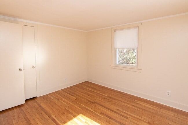Building Photo - 98 Hillcrest Dr