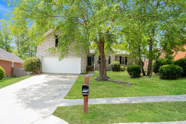 Building Photo - 220 Turtle Creek Dr