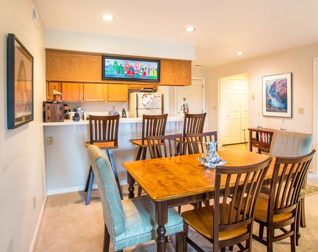 Interior Photo - Timbers Edge