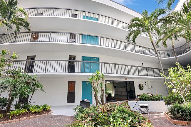 Building Photo - 1357 NE Ocean Blvd